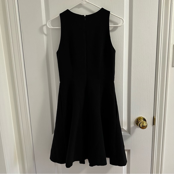 Club Monaco Lily Sleeveless Fit & Flare Black Dress - Picture 4 of 12